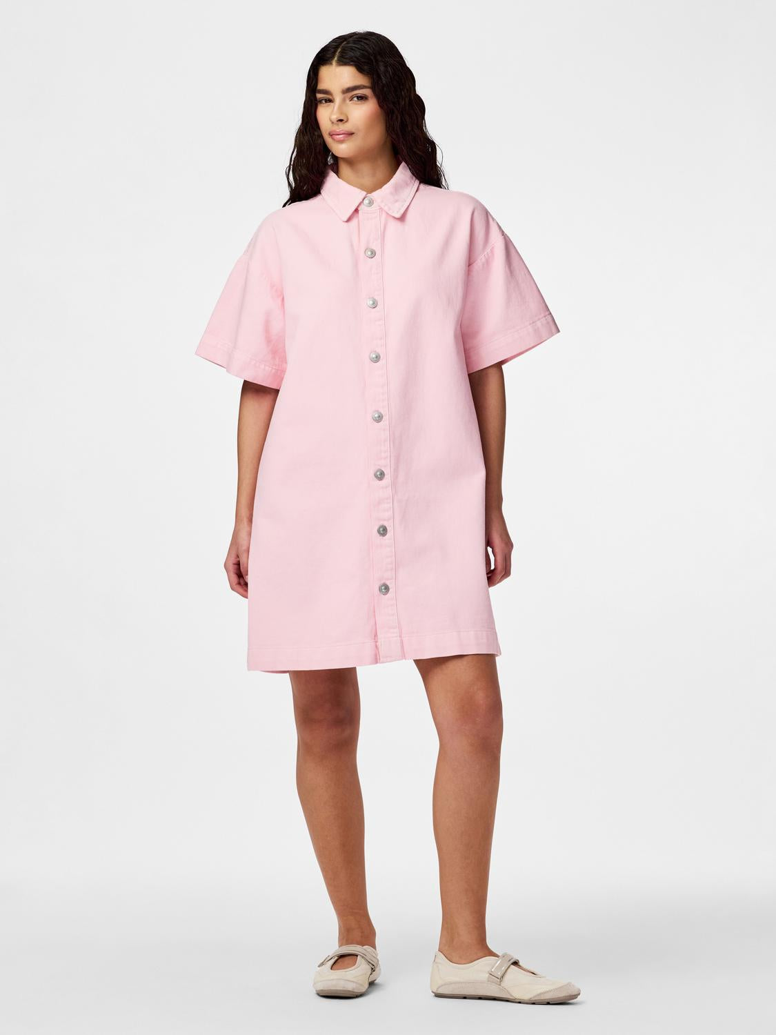 model_shot-front